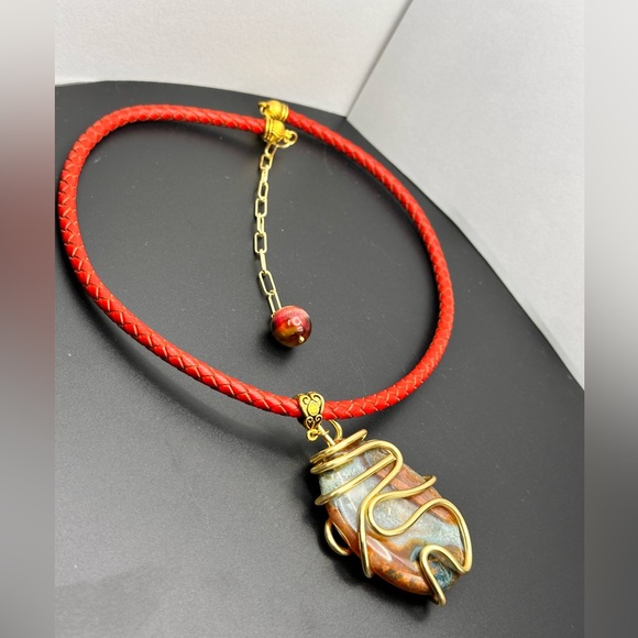 LEATHER + DRAGON SKIN AGATE NATURAL CHOKER NECKLACE size adjusted - Picture 5 of 10